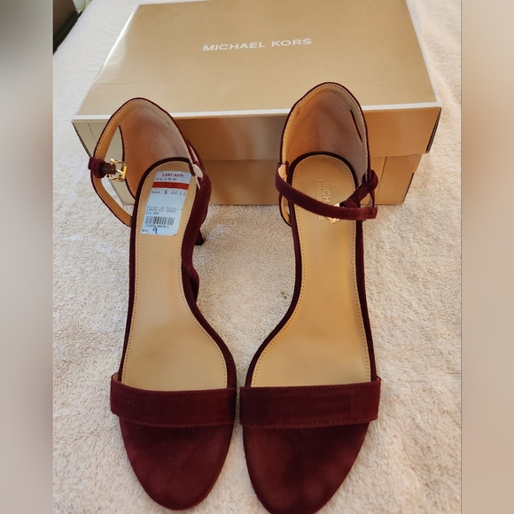 Michael Michael Kors NWT Simone Mid Sandal Suede - Picture 1 of 5